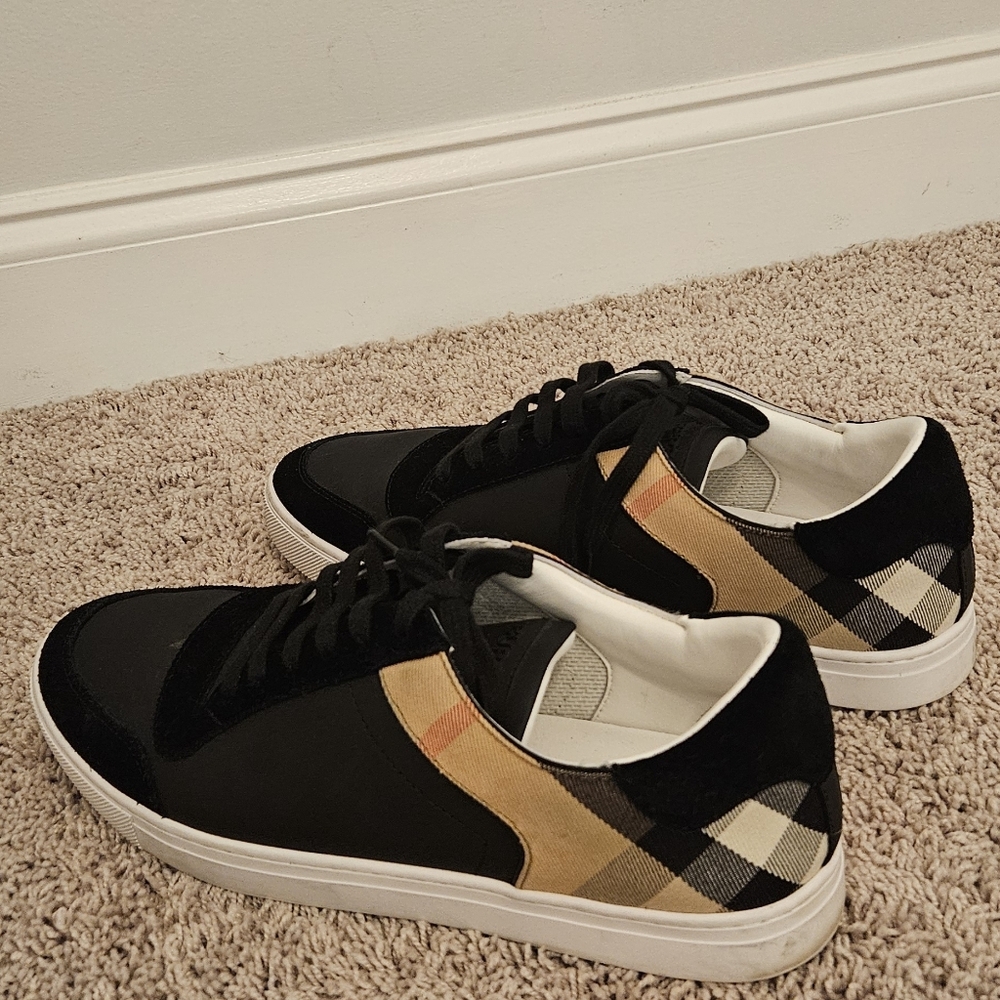 Burberry Black and Tan Men's Sneakers - Picture 4 of 6